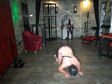 Mistress Terie and her CFNM Femdom Slave Dog